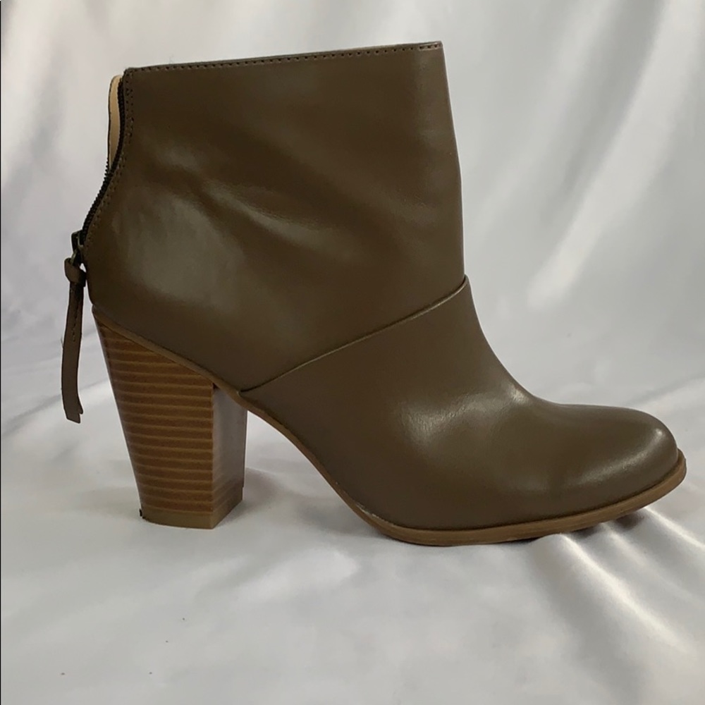 Bootie - Picture 3 of 6